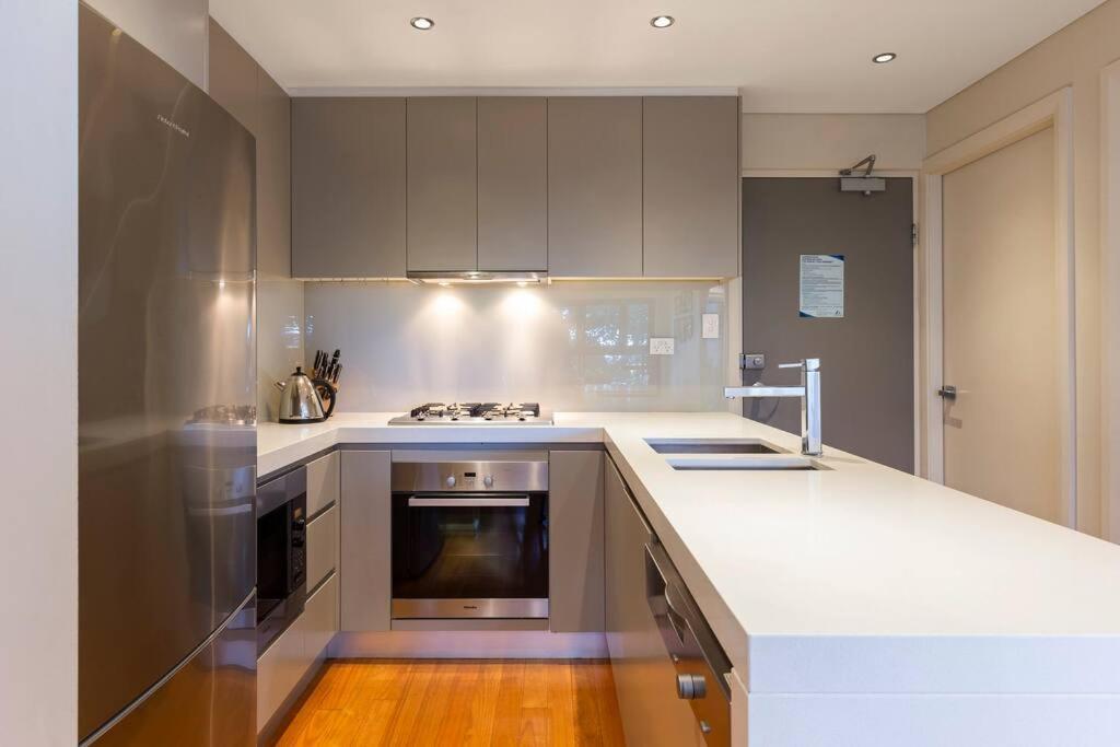 Apartment 2 Bed North Self Catering Sydney